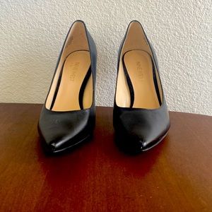 Nine West Black Pumps